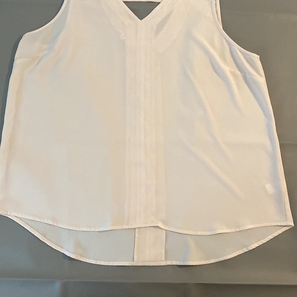 Maurice’s Dressy Tank - Picture 2 of 4